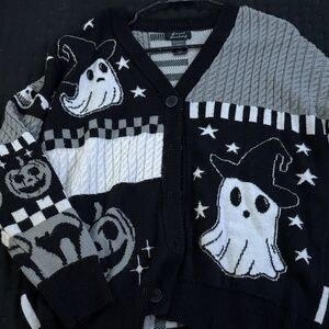 Hot Topic Black and Gray Striped Sweater